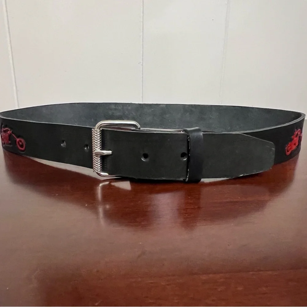 Vintage tooled Leather biker Belt Bentley’s Biker Saloon Maine rare edgy EUC